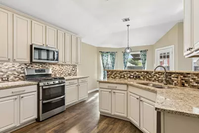 8605 Prescott Circle, Frisco, TX 75033 - Photo 11
