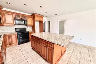 1202 Frio Ln, Garland, TX 75040 - Photo 15