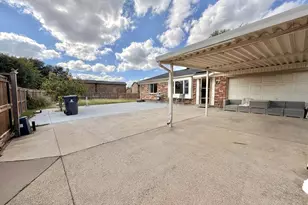 1202 Frio Ln, Garland, TX 75040 - Photo 31