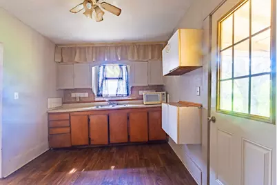 720 Texas Street, Graham, TX 76450 - Photo 11