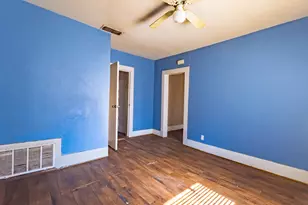 720 Texas St, Graham, TX 76450 - Photo 7