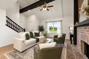 506 E Springdale Ln, Grand Prairie, TX 75052 - Photo 5