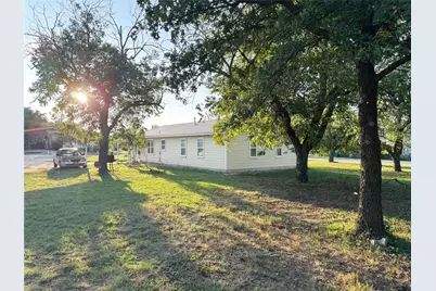 409 W 19th Street, Cisco, TX 76437 - Photo 23