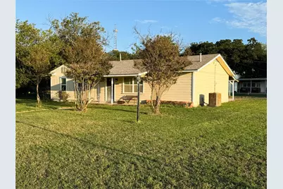 409 W 19th Street, Cisco, TX 76437 - Photo 3