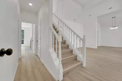 8316 Autumncrest Court, Dallas, TX 75249 - Photo 7