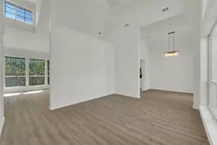 8316 Autumncrest Ct, Dallas, TX 75249 - Photo 9