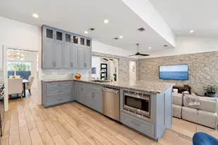 7326 Spring Valley Rd, Dallas, TX 75254 - Photo 13