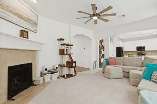 810 Grove Dr, Garland, TX 75040 - Photo 5
