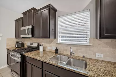 10317 Dimmit Place, McKinney, TX 75071 - Photo 11