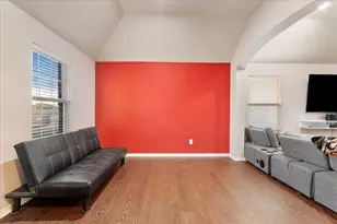 1985 Harbor Ct, Lancaster, TX 75146 - Photo 3