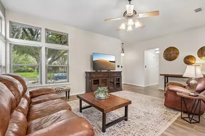 2031 Greenstone Trail, Carrollton, TX 75010 - Photo 5