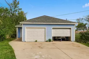 2023 E Myrtle St, Fort Worth, TX 76104 - Photo 1