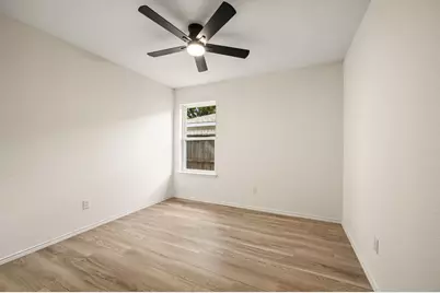 10805 Pebblecreek Court, Benbrook, TX 76126 - Photo 19