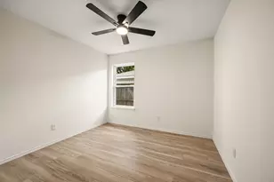 10805 Pebblecreek Ct, Benbrook, TX 76126 - Photo 19