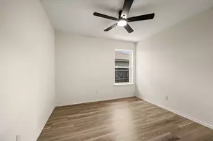 10805 Pebblecreek Ct, Benbrook, TX 76126 - Photo 17