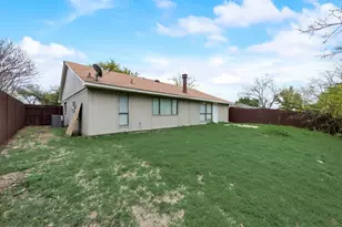 3006 Seaboard Dr, Arlington, TX 76014 - Photo 17