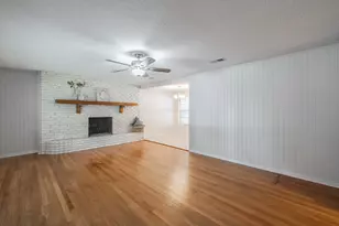 2258 Roberts Cut Off Rd, Sansom Park, TX 76114 - Photo 3