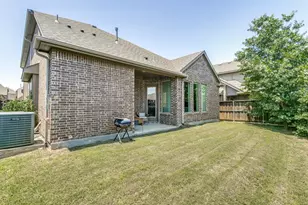 7906 Gulfstream Ln, Irving, TX 75063 - Photo 19