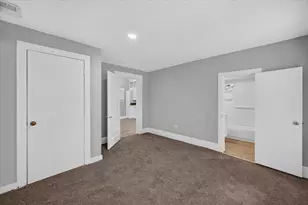 707 S Robinson St, Cleburne, TX 76031 - Photo 13