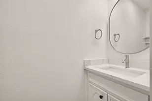 1000 Sean Ct, Hurst, TX 76053 - Photo 29