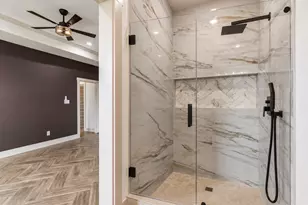 2125 Steepleridge Cir, Granbury, TX 76048 - Photo 19