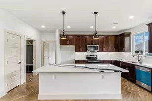 2125 Steepleridge Cir, Granbury, TX 76048 - Photo 7