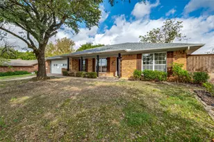 504 Rolling Hills Dr, Midlothian, TX 76065 - Photo 1