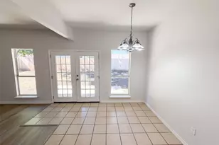 327 Texas Dr, Lake Dallas, TX 75065 - Photo 7