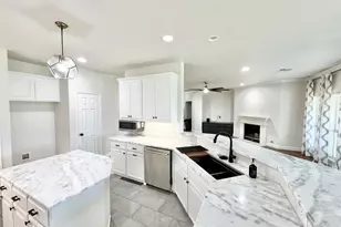 124 Country Lakes Blvd, Argyle, TX 76226 - Photo 5