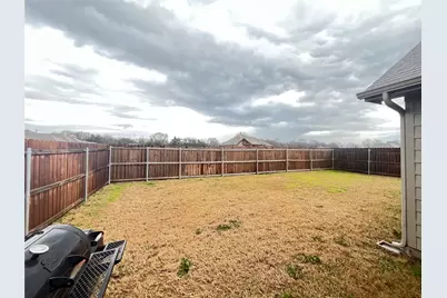 144 Frank Street, Greenville, TX 75402 - Photo 9