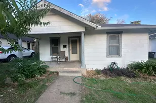 2118 Columbus Ave, Fort Worth, TX 76164 - Photo 1