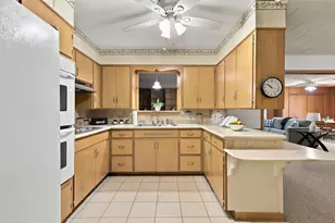 1306 Hillside Dr, Gainesville, TX 76240 - Photo 13