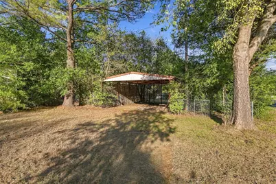305 Dover Drive, Gordonville, TX 76245 - Photo 5