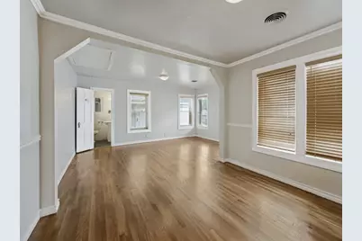 1122 Bonnie Brae Avenue, Fort Worth, TX 76111 - Photo 5