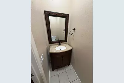 913 Waterford Way, Euless, TX 76039 - Photo 13