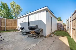 4935 Lomax Dr, Dallas, TX 75227 - Photo 25