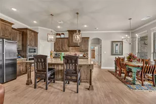 2125 Vanderbilt Dr, Weatherford, TX 76088 - Photo 9