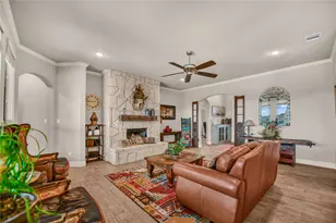 2125 Vanderbilt Dr, Weatherford, TX 76088 - Photo 7