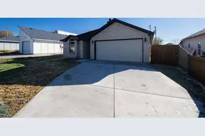 1915 Missouri Avenue, Fort Worth, TX 76104 - Photo 3