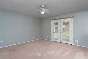 826 Camino Ct, Grand Prairie, TX 75052 - Photo 15
