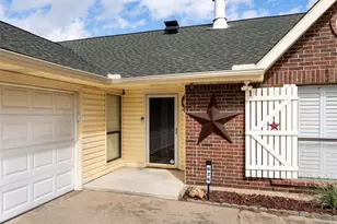 826 Camino Ct, Grand Prairie, TX 75052 - Photo 3