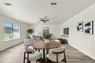 901 W Apache Trail, Granbury, TX 76048 - Photo 11