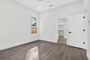 1621 Bannock Ave, Dallas, TX 75215 - Photo 15