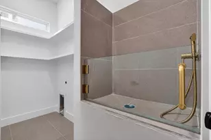 1621 Bannock Ave, Dallas, TX 75215 - Photo 5