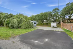 521 Oak Ridge, Ingleside on the Bay, TX 78362 - Photo 3