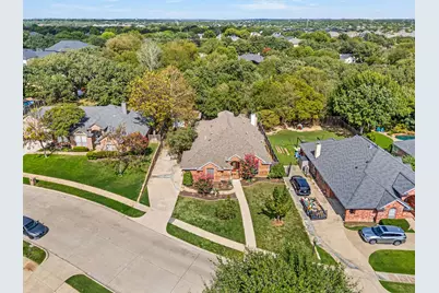 7613 Woodhaven Drive, North Richland Hills, TX 76182 - Photo 5