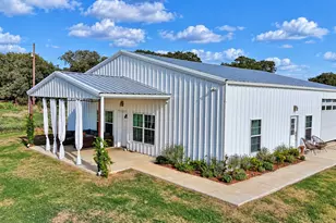 435 Lake Valley Rd, Sunset, TX 76270 - Photo 1
