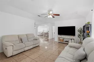 901 Melanie Ln, Keene, TX 76059 - Photo 5