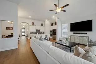 2109 Southpointe Xing, Mansfield, TX 76063 - Photo 3