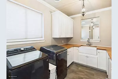 1201 E Iberian Court, Granbury, TX 76048 - Photo 25